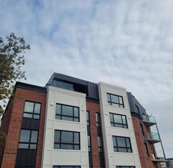 Hôtel   Expérience   Quartier Des Marinas