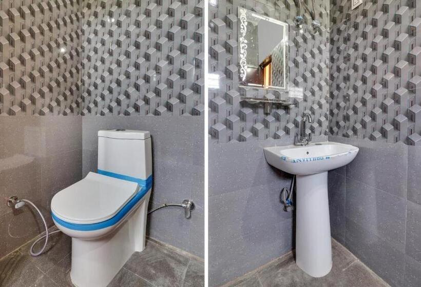 Oyo Flagship Hotel The Kailash