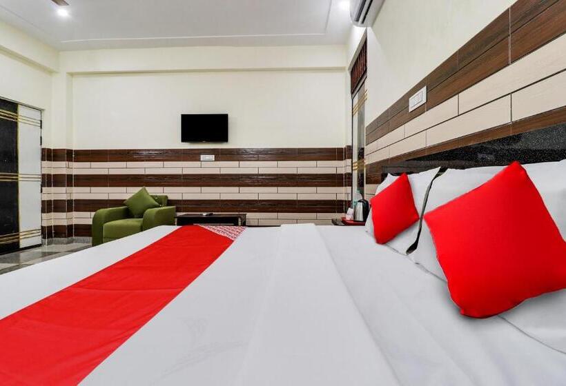 Oyo Flagship Hotel The Kailash