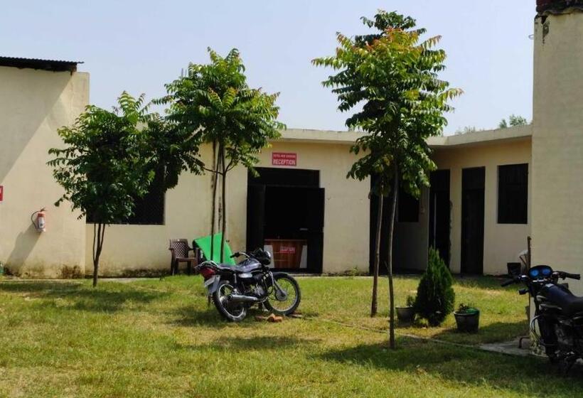 Oyo Hotel New Diamond