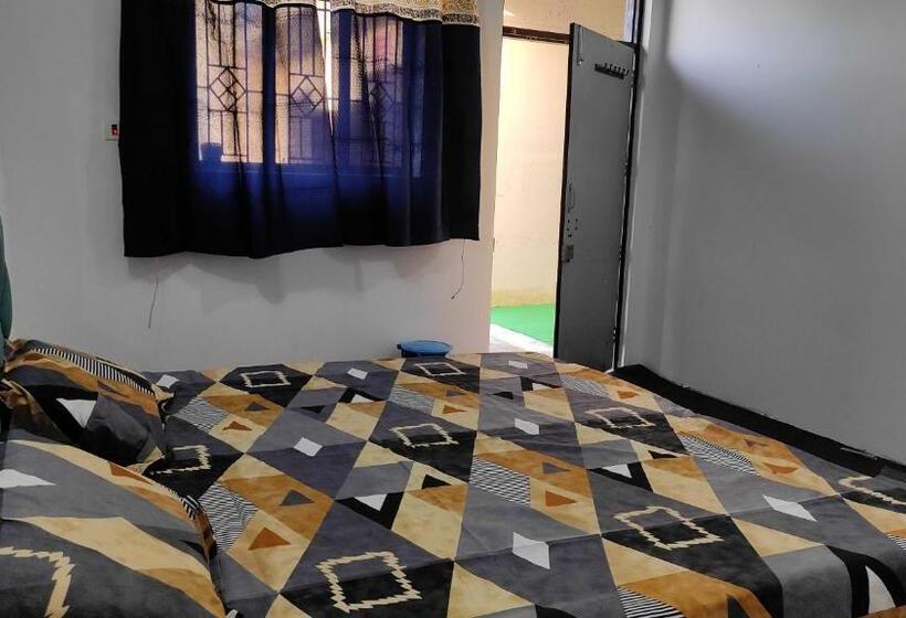 Oyo Hotel New Diamond