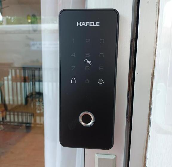 ペンション Be Happy House Bangyai