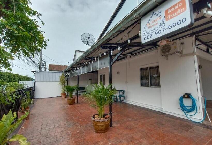 ペンション Be Happy House Bangyai