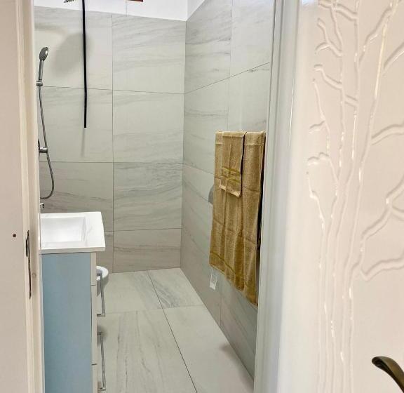 ペンション Confort House