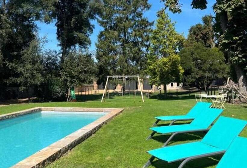 Пансион Chambres D Hôtes Rénovées Avec Piscine, Cœur De Ville, Proche Zoo Et Prytanée, Petit Déj Inclus Fr