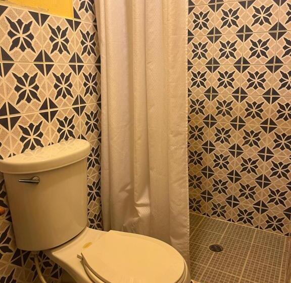 膳宿费 Hostal Cay