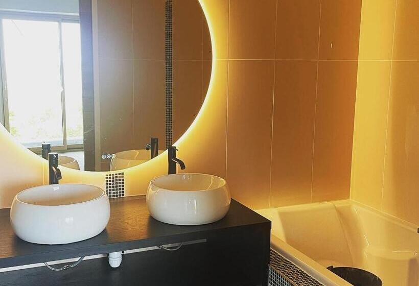 膳宿费 La Boucle Des Molliers