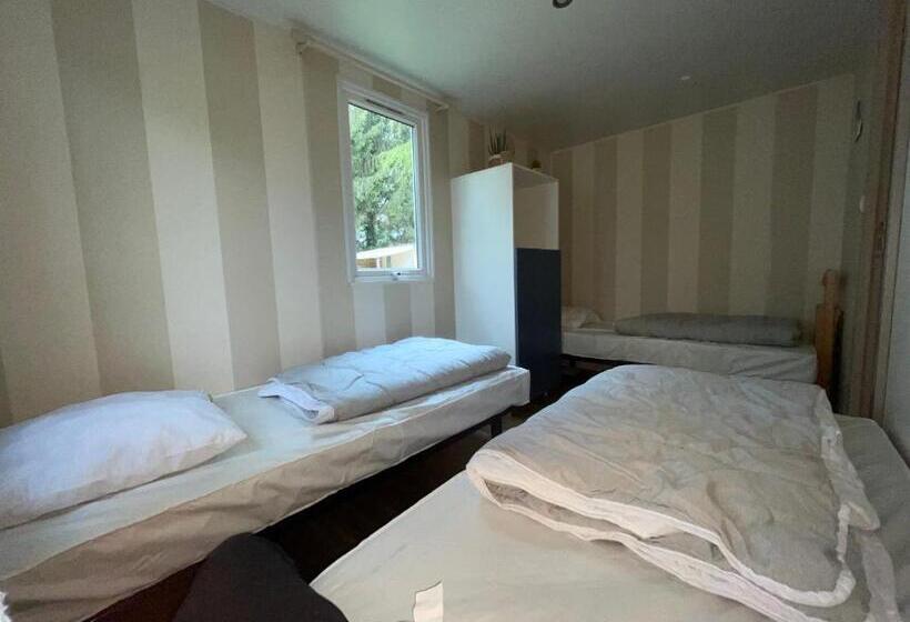 ペンション La Petite Maison C14   Hopla Bnb