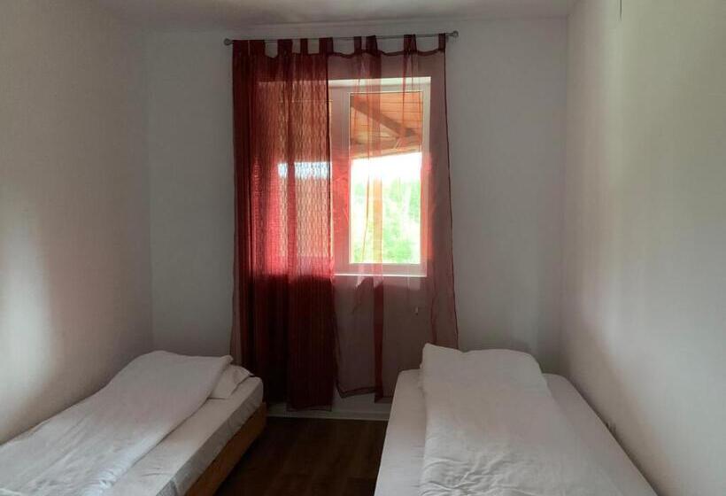 Пансион Weinesya Sunset Smida