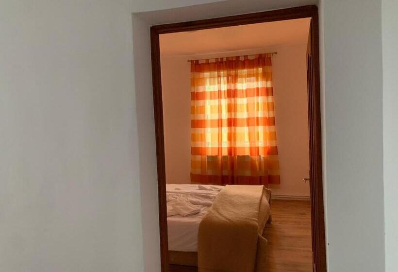 Пансион Weinesya Sunset Smida