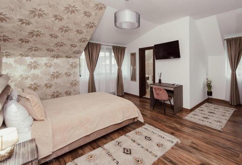 بنسيون Poiana Verde Garden House