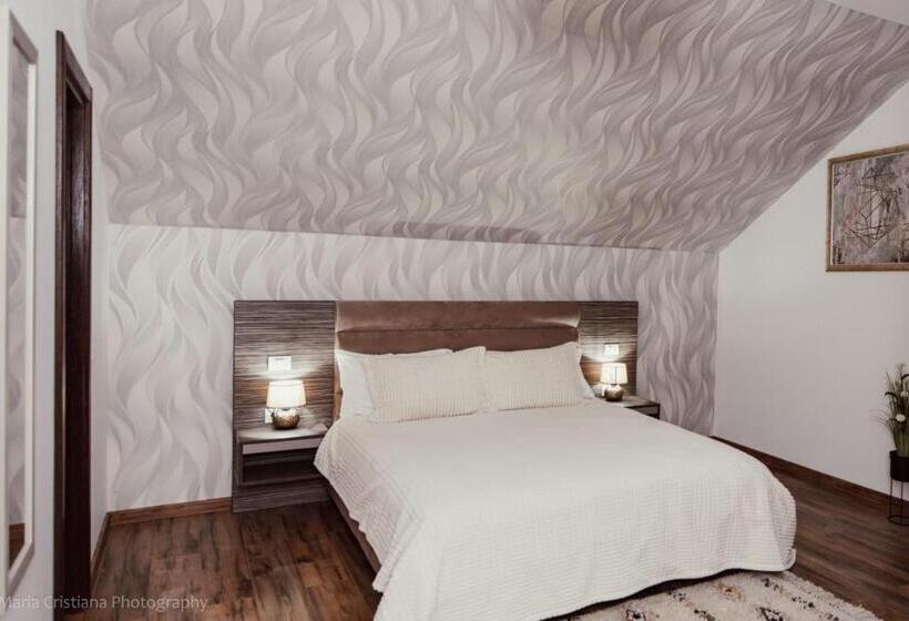 بنسيون Poiana Verde Garden House