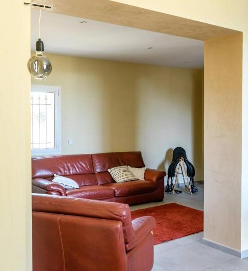 ペンション Room In A Farmhouse   Private Bathroom   By Feelluxuryholidays