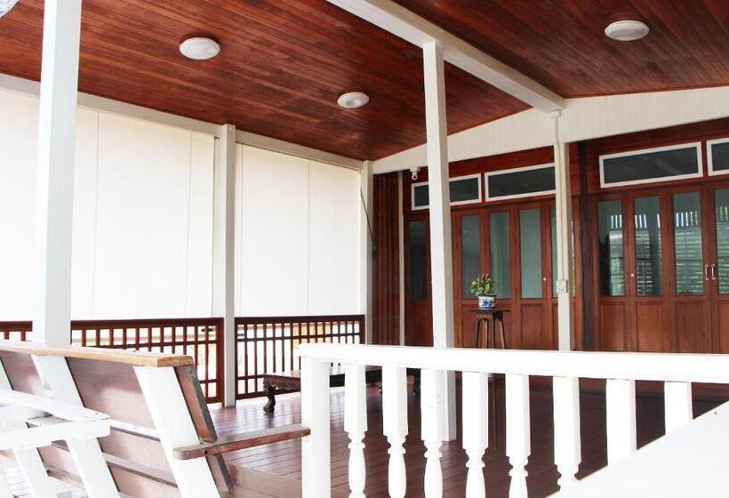 פנסיון Room In Guest Room   Baan Khunphiphit Homestay No2229