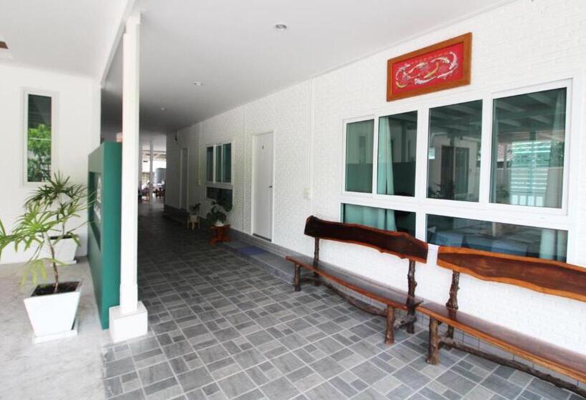 פנסיון Room In Guest Room   Baan Khunphiphit Homestay No2229