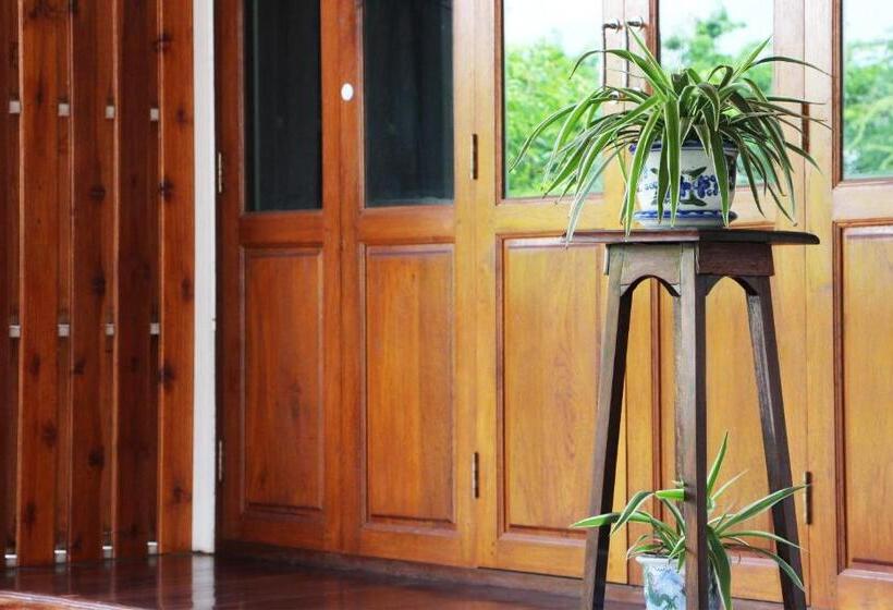 פנסיון Room In Guest Room   Baan Khunphiphit Homestay No2229