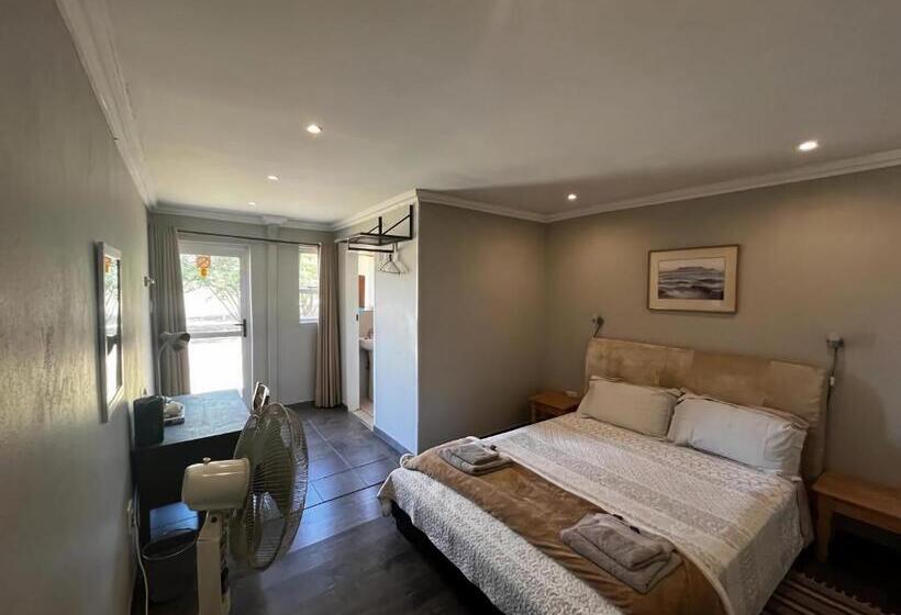 膳宿费 Manna House