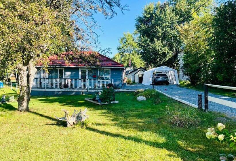 بنسيون Vihome015c1 2 Bedrooms Near Lake Simcoe