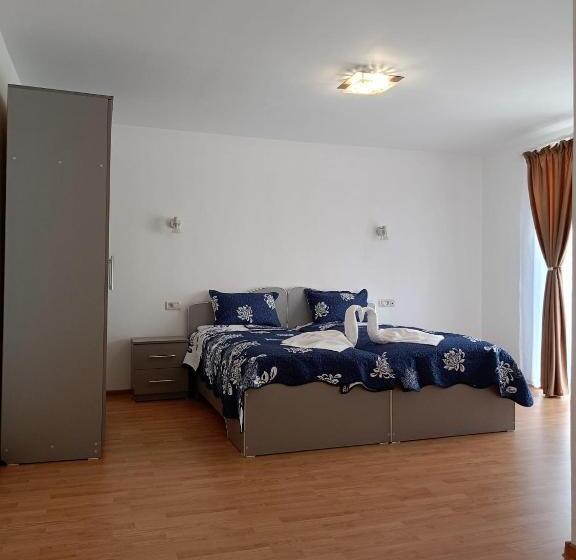 بنسيون Vila La Fortaleza