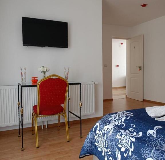 بنسيون Vila La Fortaleza