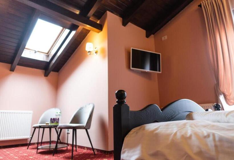 بنسيون Villa Harry