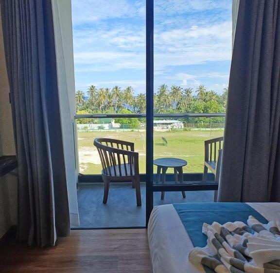 ペンション Whaleshark Beach