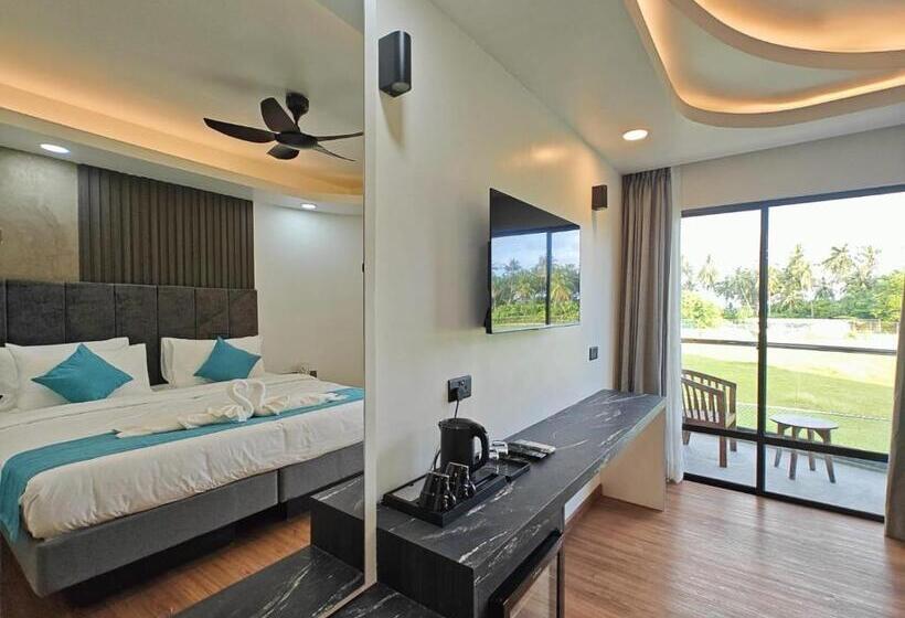 ペンション Whaleshark Beach