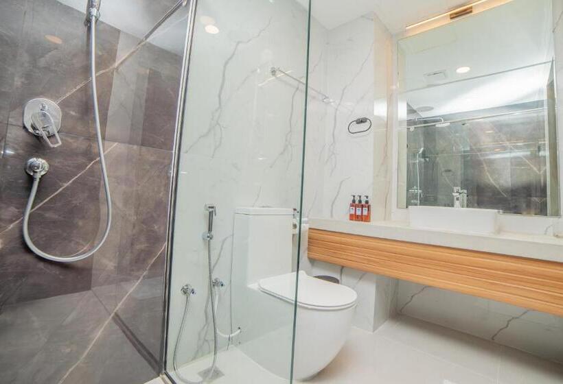 ペンション Whaleshark Beach