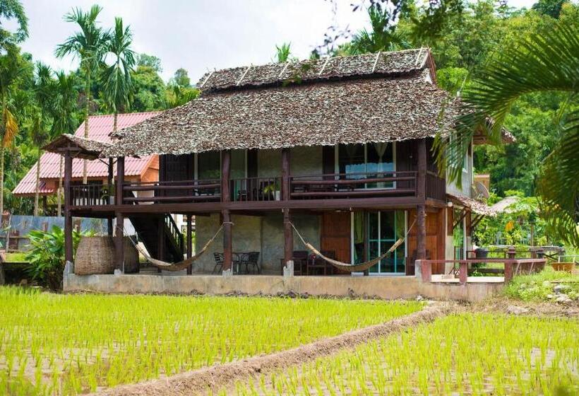 Resort เฮินไต รีสอร์ท แม่ลาน้อย