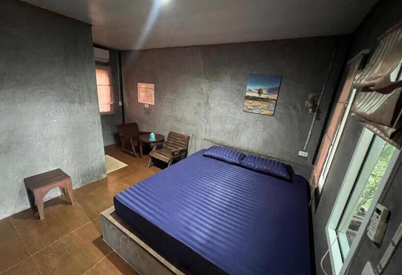 אתר נופש ณดลรีสอร์ท