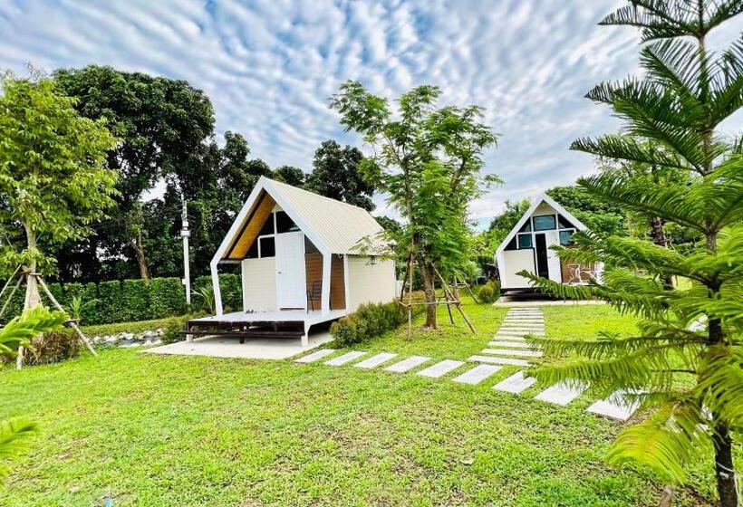 Resort Baansuan Marigold บ้านสวนมาลีโกลด์