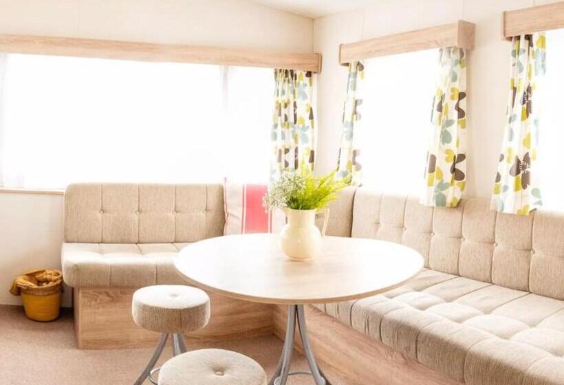 אתר נופש Seal Bay, West Sands