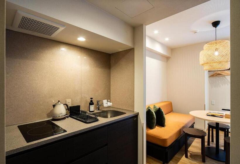 Section L Ueno Hirokoji