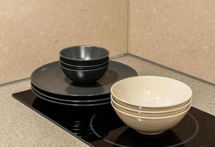 Section L Ueno Hirokoji