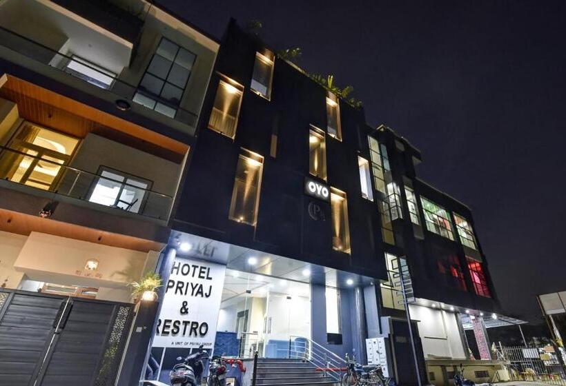 Townhouse 1268 Hotel Priyaj