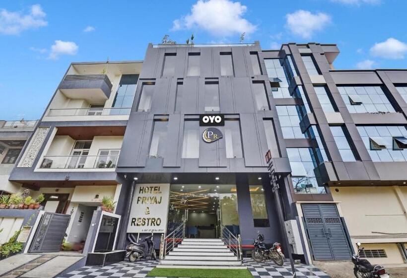 Townhouse 1268 Hotel Priyaj