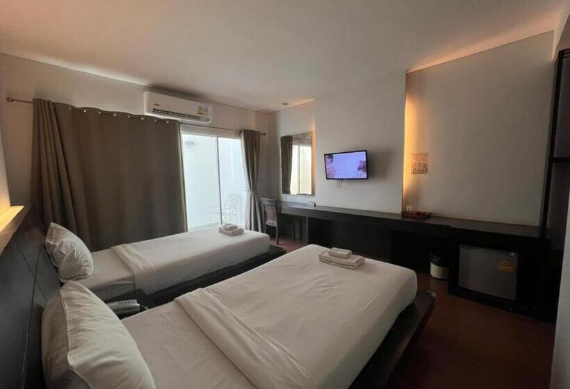 โรงแรม ดิ โอวาเล่ย์ [the O Valley Boutique Hotel]