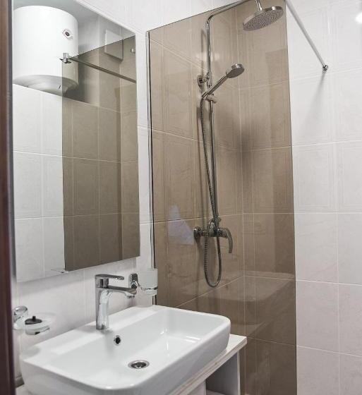 Retkeilymaja вілла край неба