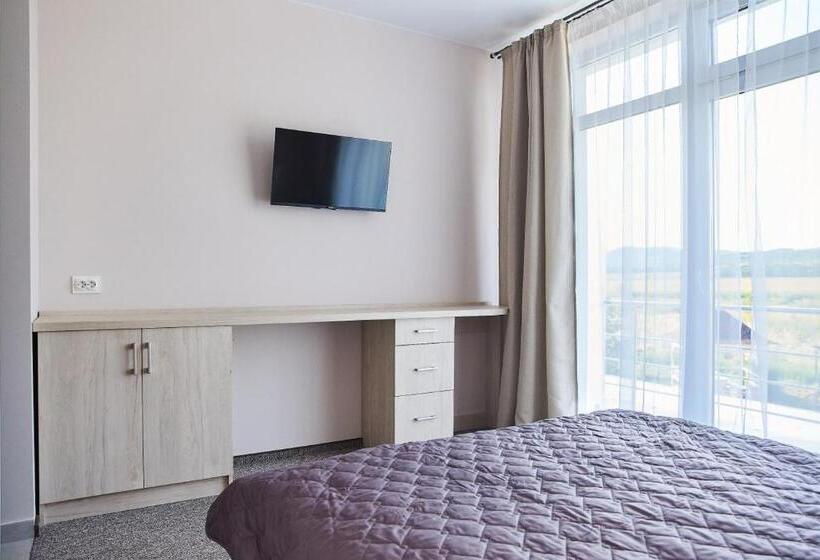 Retkeilymaja вілла край неба