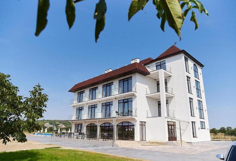 Retkeilymaja вілла край неба