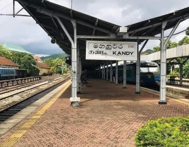 Общежитие Ella Way Resort