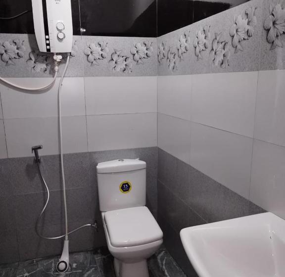 Общежитие Ella Way Resort