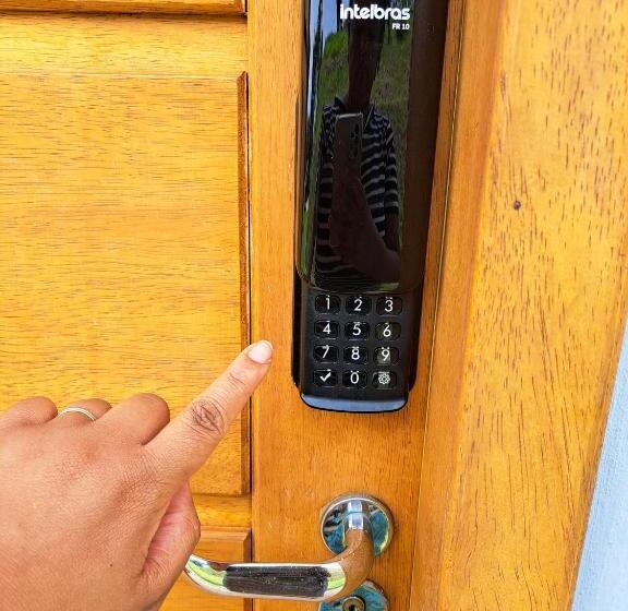 ユースホステル Embahu Suítes   Vista Para Pedra Do Baú E Banheira De Imersão