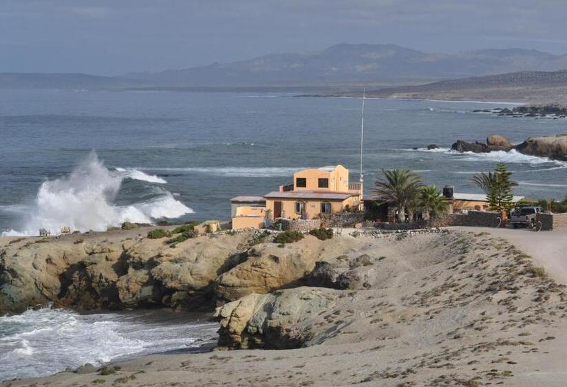 فندق صغير La Bufadora Inn