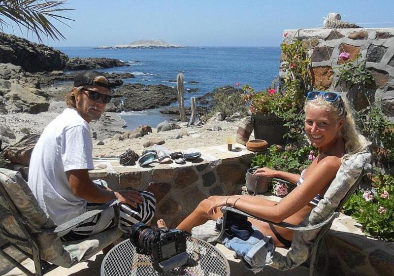 فندق صغير La Bufadora Inn