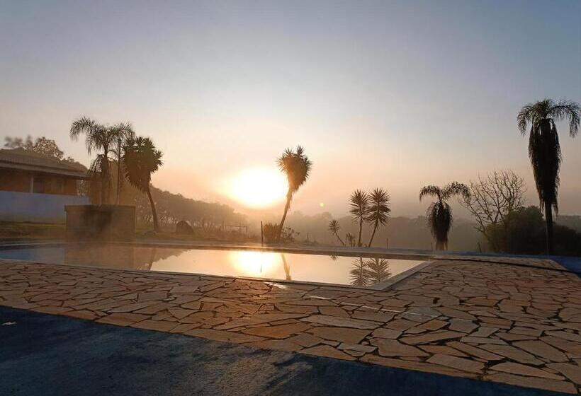 ユースホステル Pousada Dona Nina