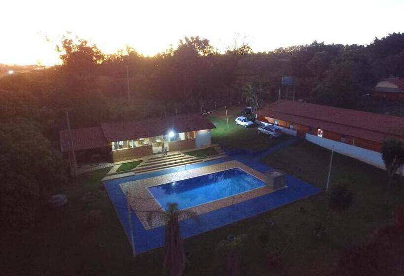 ユースホステル Pousada Dona Nina