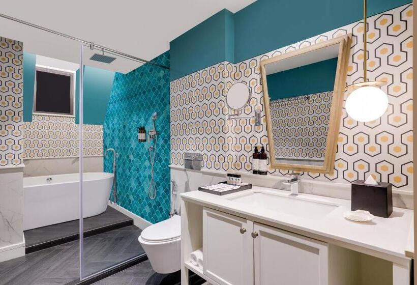 אתר נופש Grand Mercure Goa Candolim