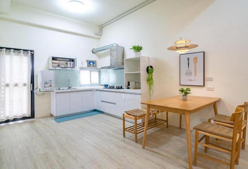 تختخواب و صبحانه 路邊覓宿