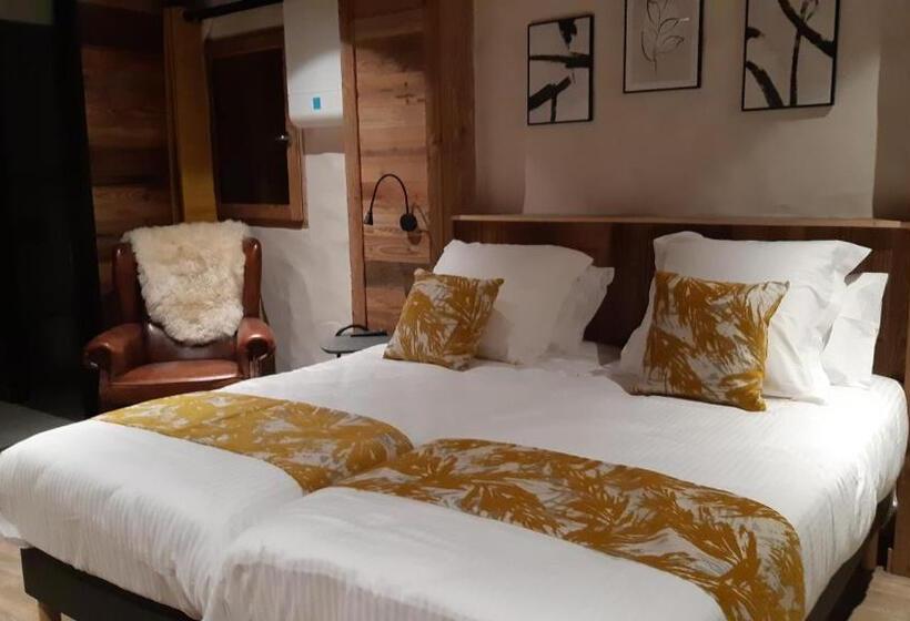 민박 Chalet Charming B And B